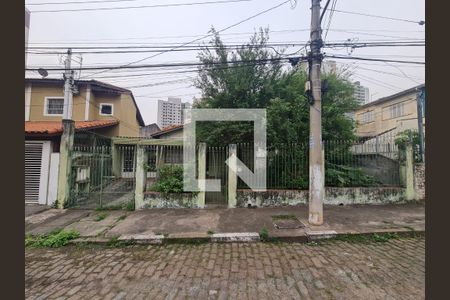 Casa à venda com 428m², 5 quartos e 5 vagasFachada