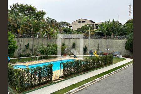 Casa de condomínio à venda com 225m², 3 quartos e 4 vagasArea Comum - Piscina