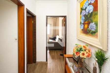 Corredor de casa para alugar com 3 quartos, 300m² em Vila Ema, São Paulo