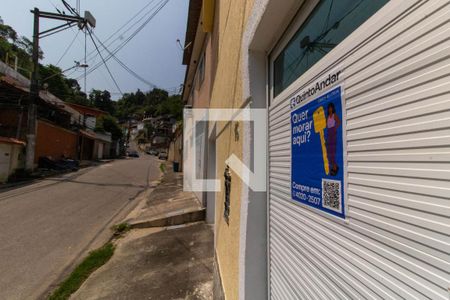 Casa à venda com 150m², 3 quartos e 1 vaga Casa à venda com 150m², 3 quartos e 1 vagaPlaquinha