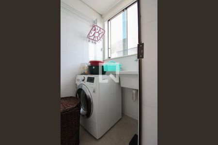 Apartamento à venda com 200m², 3 quartos e 1 vagaÁrea de Serviço