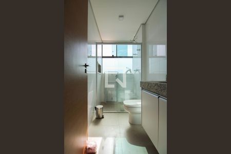 Apartamento à venda com 200m², 3 quartos e 1 vagaBanheiro Social 1