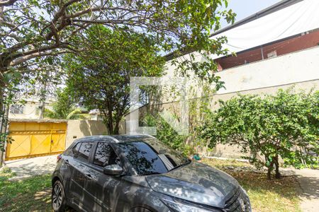 Casa à venda com 300m², 2 quartos e 4 vagasQuintal