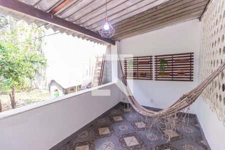Casa à venda com 300m², 2 quartos e 4 vagasQuintal