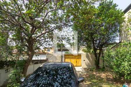 Casa à venda com 300m², 2 quartos e 4 vagasQuintal