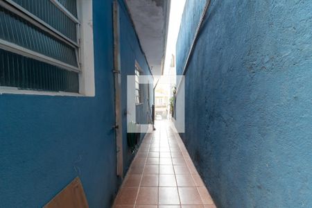 Casa para alugar com 60m², 2 quartos e sem vagaCorredor Lateral