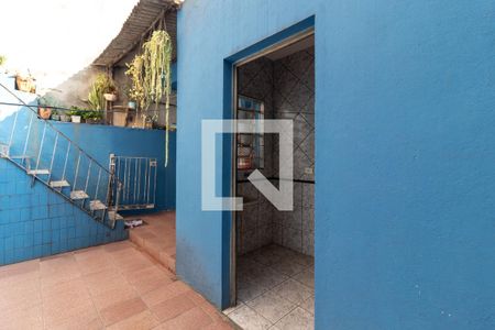 Casa para alugar com 60m², 2 quartos e sem vagaQuintal