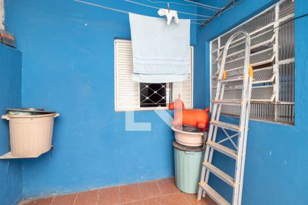 Casa para alugar com 60m², 2 quartos e sem vagaQuintal