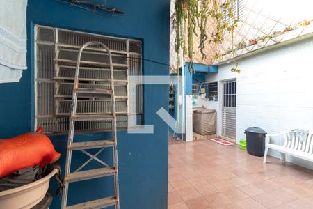 Casa para alugar com 60m², 2 quartos e sem vagaQuintal