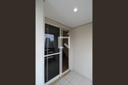 Varanda de apartamento à venda com 2 quartos, 64m² em Vila Uberabinha, São Paulo