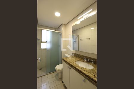 Apartamento à venda com 64m², 2 quartos e 2 vagasBanheiro Social