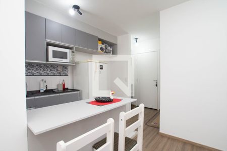 Apartamento à venda com 45m², 2 quartos e 1 vaga Apartamento à venda com 45m², 2 quartos e 1 vagaCozinha