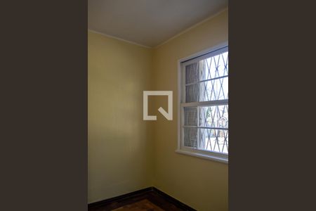 Casa à venda com 120m², 3 quartos e 2 vagas Casa à venda com 120m², 3 quartos e 2 vagasQuarto