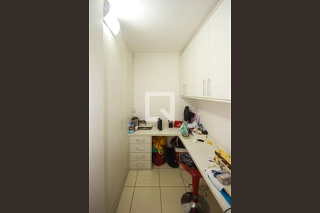 Apartamento à venda com 72m², 2 quartos e 1 vaga Apartamento à venda com 72m², 2 quartos e 1 vagaEscritório