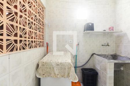 Casa para alugar com 55m², 1 quarto e sem vagaÁrea de Serviço 