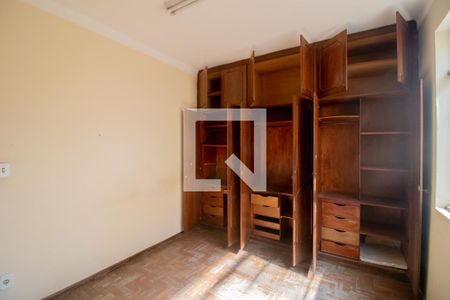 Casa à venda com 480m², 6 quartos e 2 vagasQuarto 1 - Casa 2