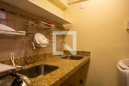 Studio à venda com 27m², 1 quarto e sem vagaCozinha e Área de Serviço