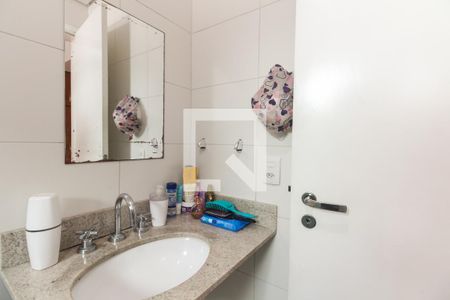 Apartamento à venda com 97m², 3 quartos e 2 vagasBanheiro Suíte 