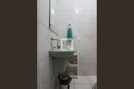 Casa à venda com 400m², 3 quartos e 6 vagas Casa à venda com 400m², 3 quartos e 6 vagasBanheiro da Suíte 2