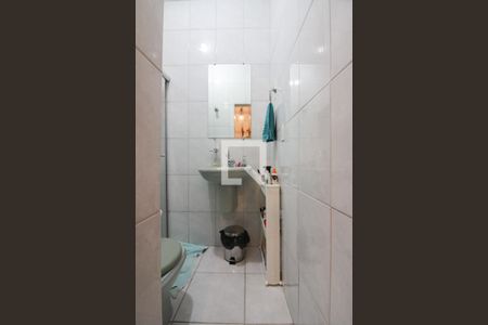 Casa à venda com 400m², 3 quartos e 6 vagas Casa à venda com 400m², 3 quartos e 6 vagasBanheiro da Suíte 2