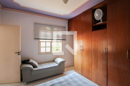 Casa à venda com 400m², 3 quartos e 6 vagas Casa à venda com 400m², 3 quartos e 6 vagasSuíte 1