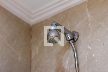 Apartamento à venda com 76m², 2 quartos e 2 vagasDetalhe Banheiro Suíte 2