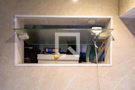 Apartamento à venda com 76m², 2 quartos e 2 vagasDetalhe Banheiro Suíte 2