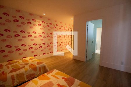 Casa à venda com 900m², 3 quartos e 4 vagasSuíte 4