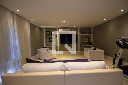 Casa à venda com 900m², 3 quartos e 4 vagasSala de TV