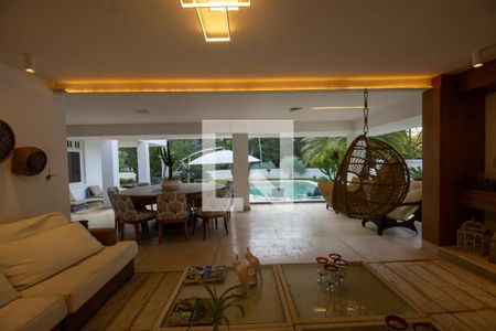 Casa à venda com 900m², 3 quartos e 4 vagasÁrea Gourmet