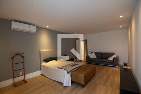 Casa à venda com 900m², 3 quartos e 4 vagasSuíte 2