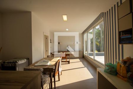 Casa à venda com 900m², 3 quartos e 4 vagasMezanino