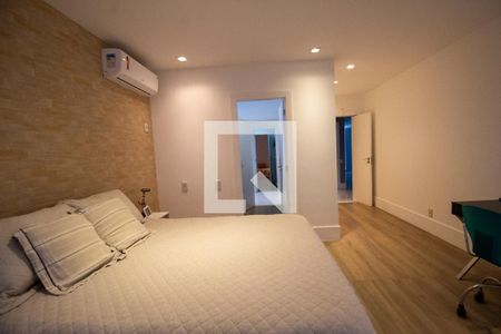 Casa à venda com 900m², 3 quartos e 4 vagasSuíte 3