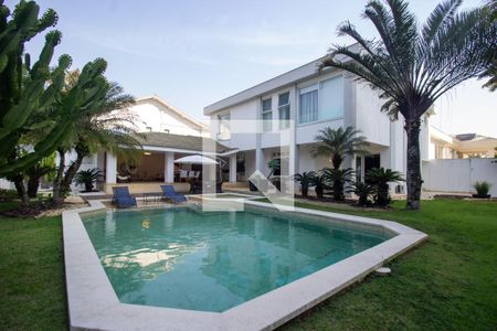 Casa à venda com 900m², 3 quartos e 4 vagasQuintal