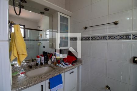 Apartamento à venda com 100m², 3 quartos e 2 vagasBanheiro da Suíte