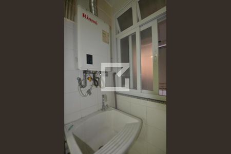 Apartamento à venda com 64m², 2 quartos e 1 vagaÁrea de Serviço