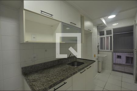 Apartamento à venda com 64m², 2 quartos e 1 vagaCozinha