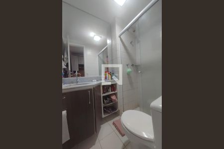 Apartamento à venda com 77m², 3 quartos e 1 vagaBanheiro da Suite 1