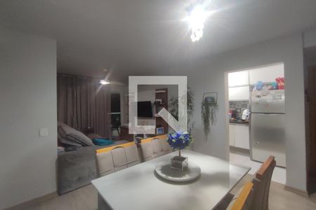 Apartamento à venda com 77m², 3 quartos e 1 vagaSala