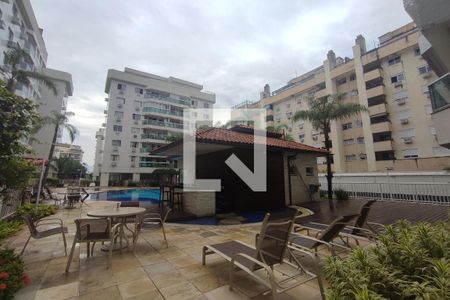 Apartamento à venda com 77m², 3 quartos e 1 vagaÁrea comum