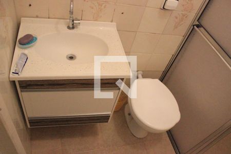 Casa à venda com 128m², 3 quartos e 2 vagasBanheiro 