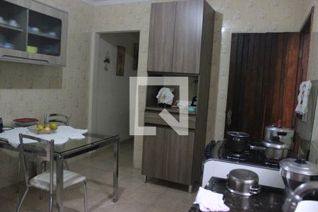 Casa à venda com 128m², 3 quartos e 2 vagasCozinha