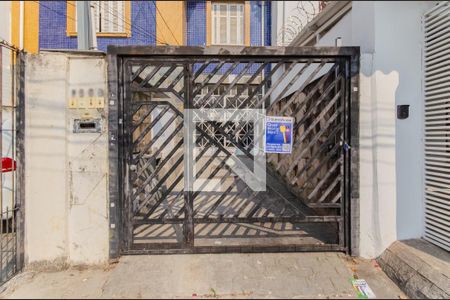 Casa para alugar com 25m², 1 quarto e sem vaga Casa para alugar com 25m², 1 quarto e sem vagaFachada