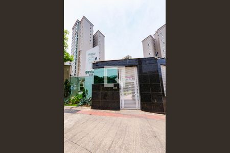 Apartamento à venda com 90m², 3 quartos e 2 vagasFachada