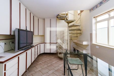 Casa à venda com 500m², 4 quartos e 5 vagasCopa