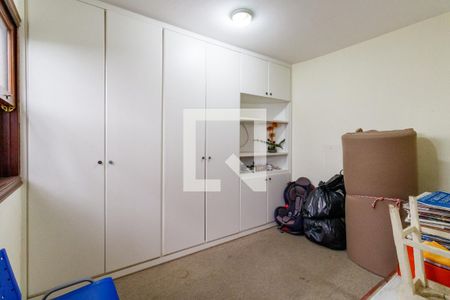 Casa à venda com 500m², 4 quartos e 5 vagasQuarto de Serviço