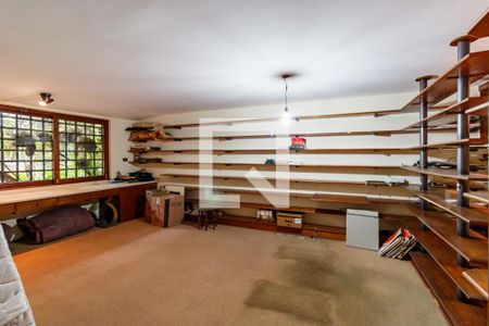 Casa à venda com 500m², 4 quartos e 5 vagasDespensa