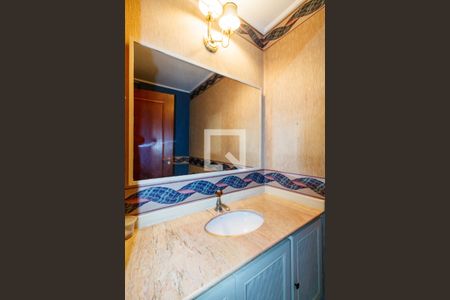 Casa à venda com 500m², 4 quartos e 5 vagasBanheiro Social