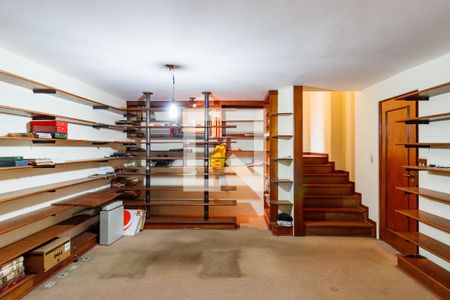 Casa à venda com 500m², 4 quartos e 5 vagasDespensa