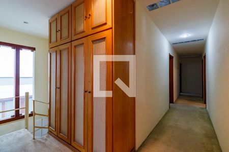 Casa à venda com 500m², 4 quartos e 5 vagasQuarto 2